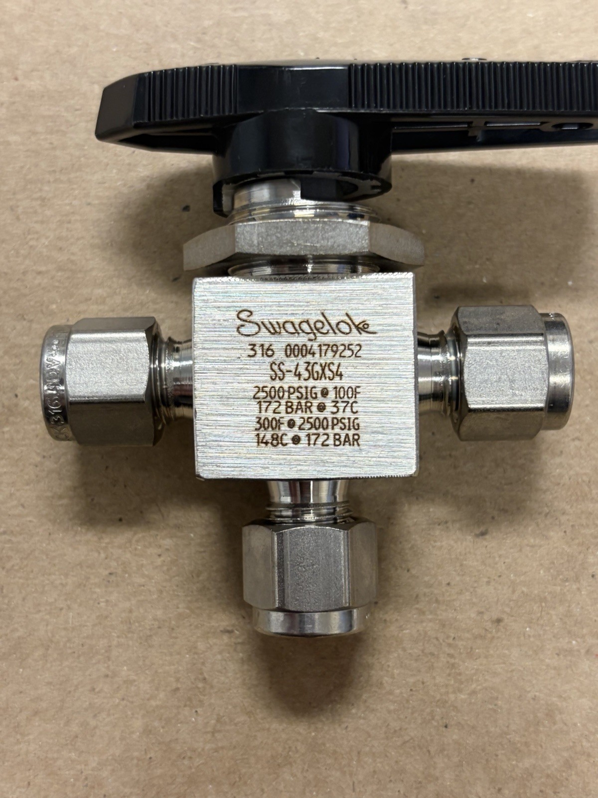 Swagelok SS-43GXS4 1/4” 40 Series Tubing 1 Piece 3-WayBall Valve Stainless Steel