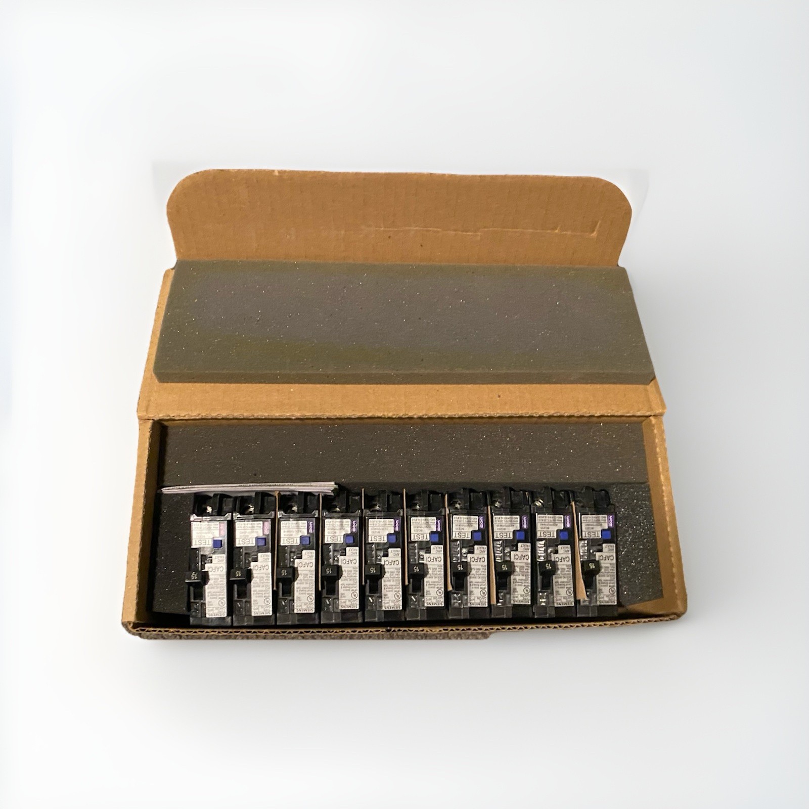 Siemens QA115AFCN. 10 PACK. 15A Arc Fault Circuit Breaker. 1 Pole. 120/240v
