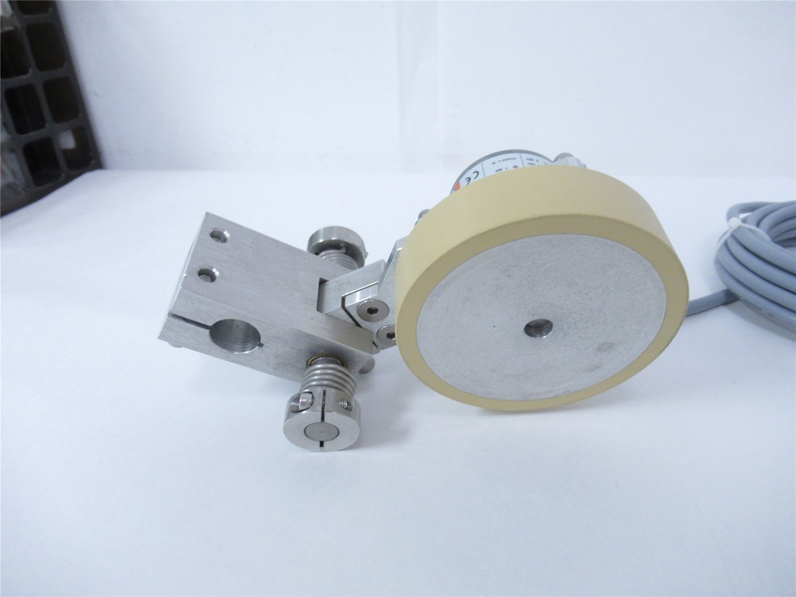 241181 New-No Box; Turck T8.5000.C05B.1200.0050.0002 Incremental Shaft Encoder