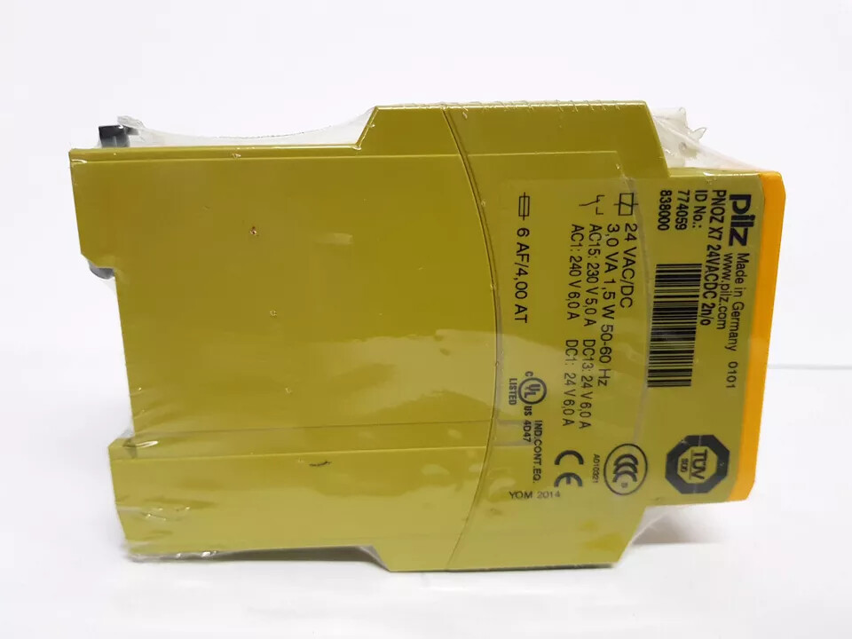 1pc New For Pilz PNOZ X7 24VACDC 2n/o 774059
