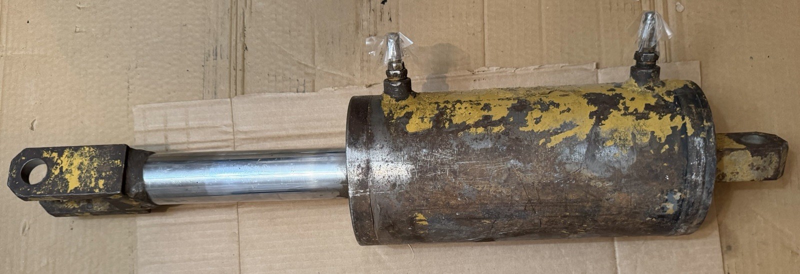 CAT-Hydraulic Cylinder-8″ Stroke-21″ Retracted-29″ Extended Steering Tilt Core