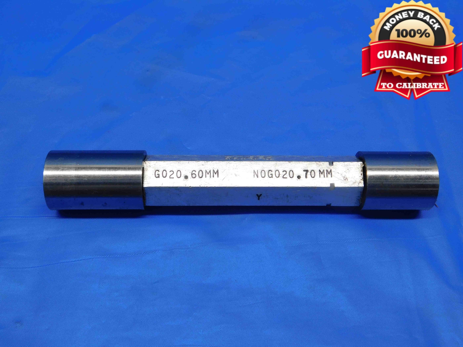 20.600 & 20.700 CL Y mm PIN PLUG GAGE GO NO GO 21.000 -.300 21 .8110 20.60 20.70