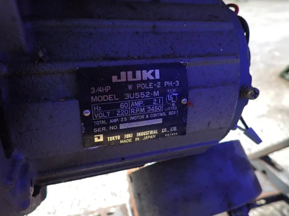 JUKI DDL-555-5 SEWING MACHINE 10″ THROAT 02261880054