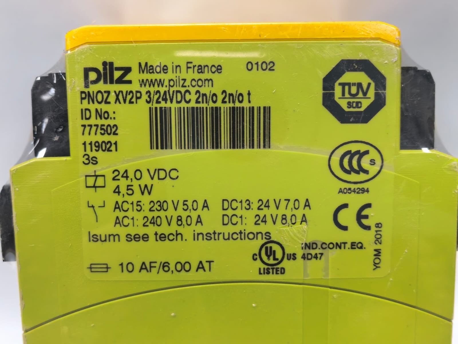 PILZ PNOZ XV2P 3/24VDC 2N/O SAFETY RELAY 777502