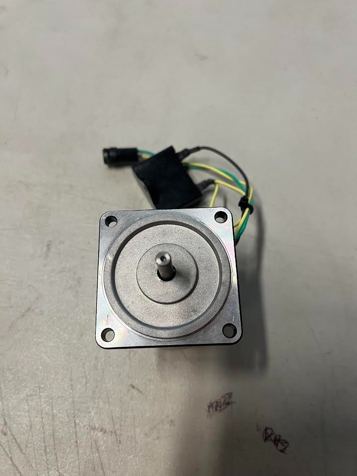 Yokogawa Induction Motor IM-F6C3S 3W 200V 50/60Hz 1200/1450rpm New no box