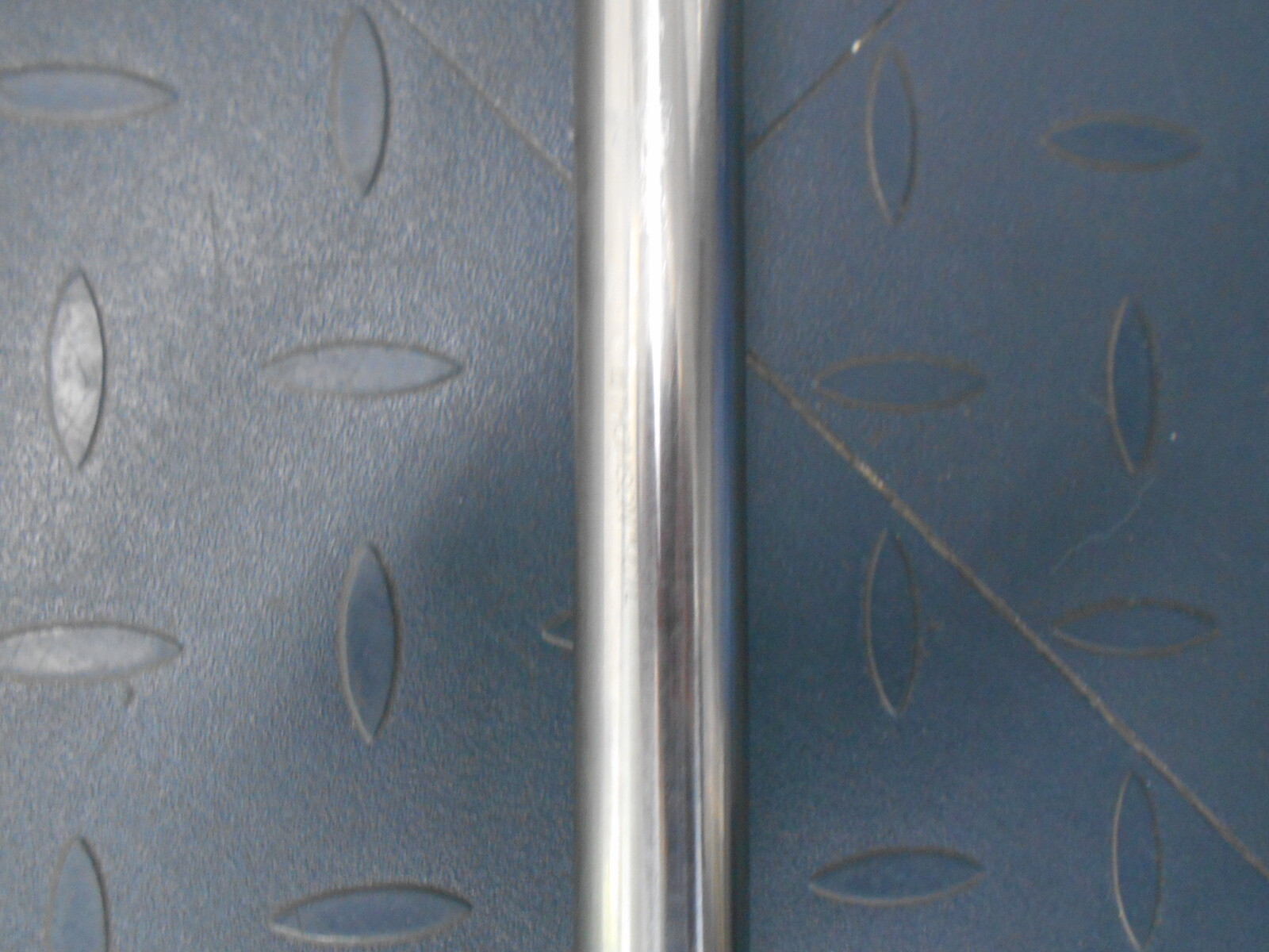 THOMPSON 2.36×2.36×2.05 CARRIAGE ON 60″L TUBE LINEAR SLIDE W/2 1-¼» FLANGED BLK