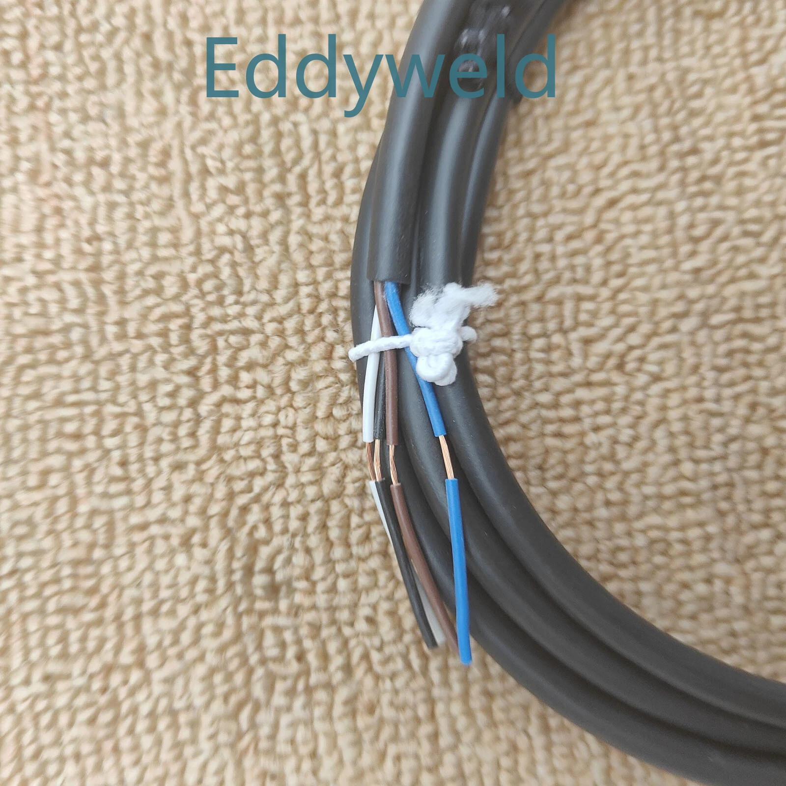 1PCS NEW SND XCSZC5902 Magnetic Safety Switches Fast Delivery
