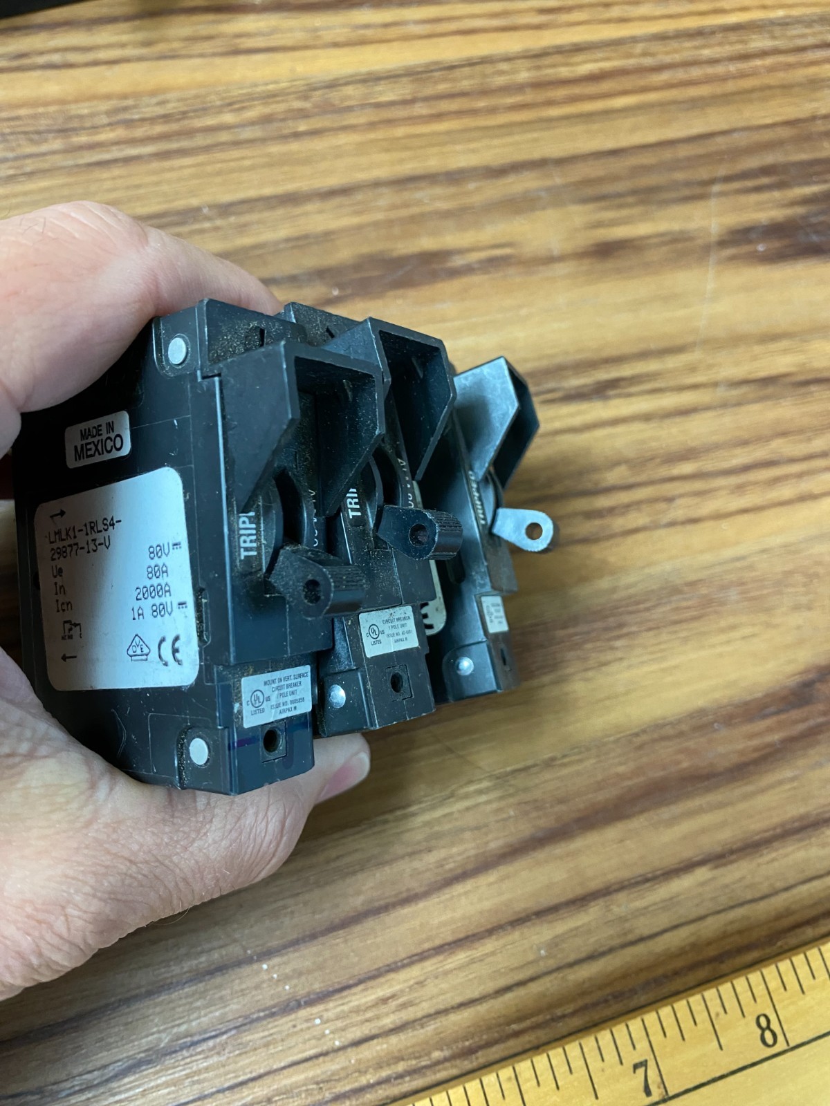AIRPAX LMLK1-1RLS4-29877-13 80 AMP CIRCUIT BULLET BREAKER 100 Trip Amps 51 Delay
