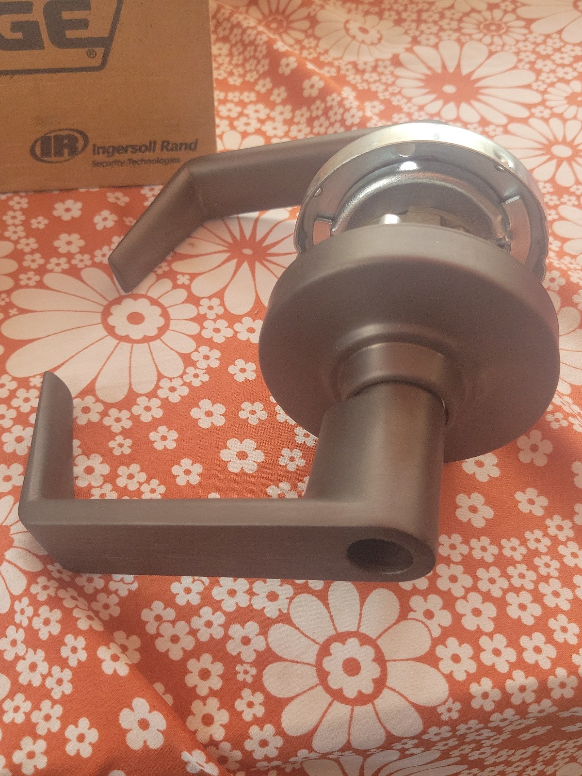 Schlage Commercial Grade 1 entry Classroom handle/lockset ND70 RHO 613