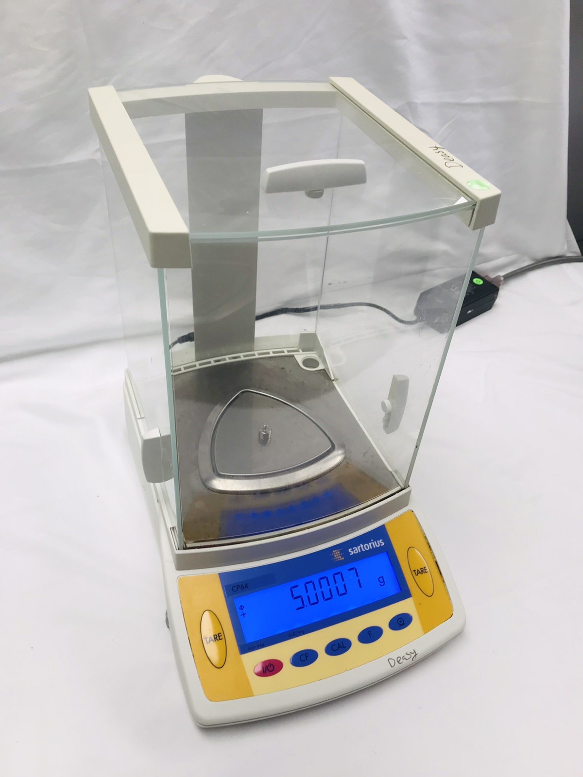Sartorius CP64 60g Analytical Balance Laboratory Benchtop Scale Draft Shield