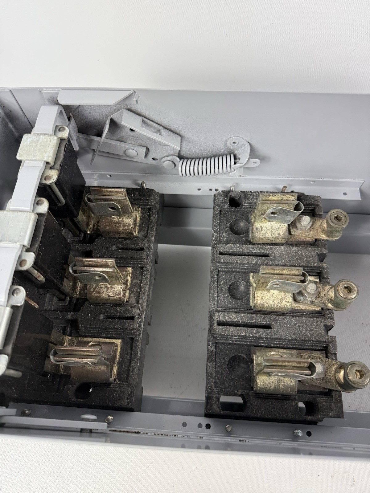 Siemens BOS14324, 200 AMP, 240 VOLT, 3P, 3W, FUSIBLE, BD Switch buss plug 200A