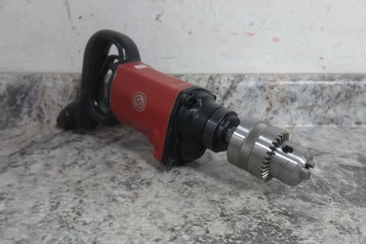 Chicago Pneumatic CP1816 5/8 In Chuck 3/8 In NPT Air Inlet Air-Powered Drill