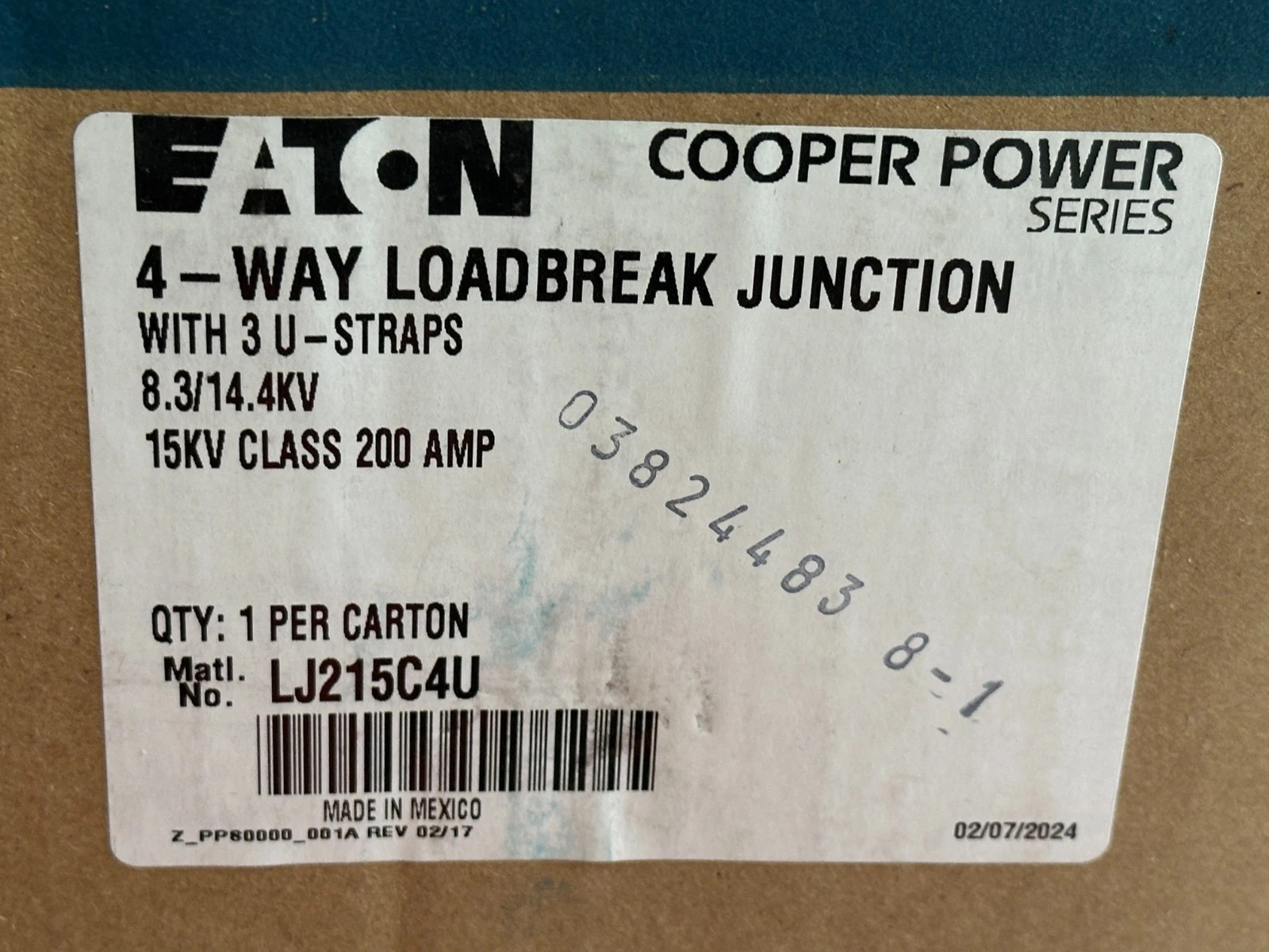 Eaton LJ215C4U 4-Way Loadbreak Junction 15kV 200A w/ Bracket NEW Cooper Power