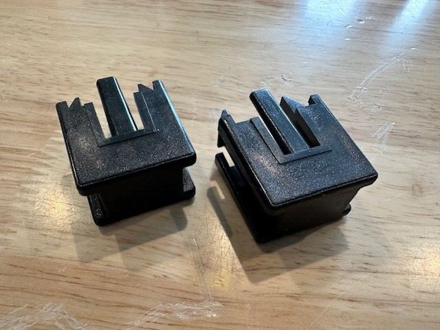 Whelen Dominator Replacement Snap In Clip Spacer Pair D12 D8 D6 D4 D2 TAD8 TAD6