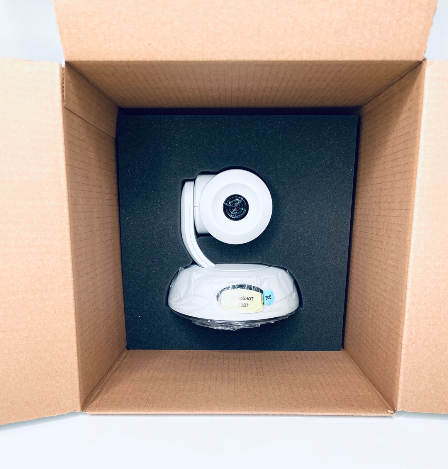 VADDIO RoboSHOT 30E HDBT OneLINK HDMI System 999-99630-100W (White) OPEN BOX