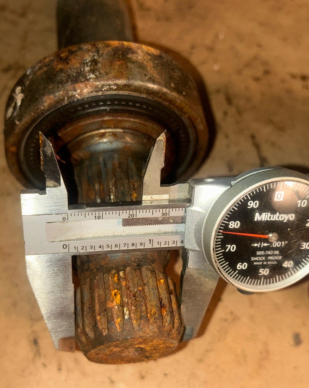 Used 167694A 1000RPM PTO Shaft Oliver White Tractor 2-70 1650 1655 American 80