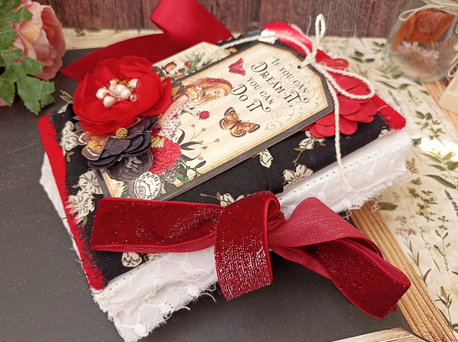 Junk journal handmade Alice in Wonderland Adventure notebook 6×5 in 200 pgs