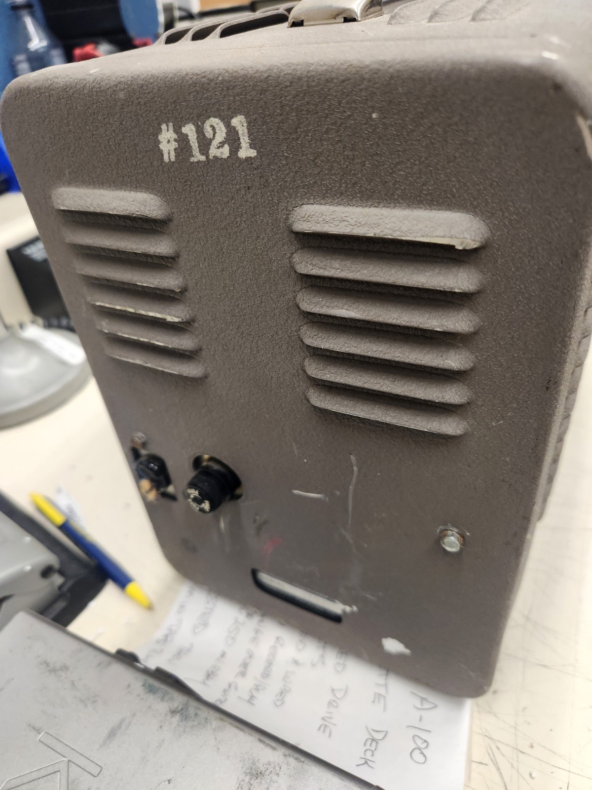 HP 200C Audio Oscillator 5 Hz – 60kHz Vintage Test Equipment Untested,