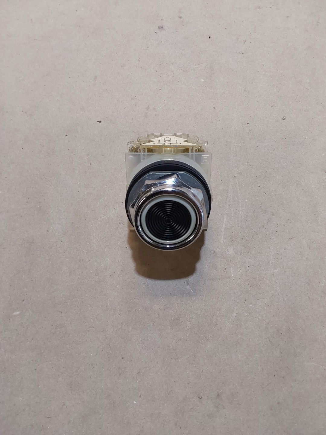 Square-D 9001KR1BH13, Black Pushbutton, Full Guard, 30mm, 1NO + 1NC, UL Type 4