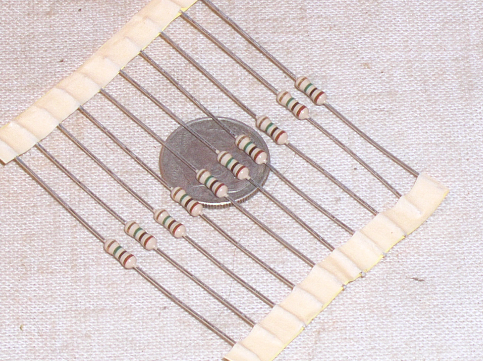 10 NEW 1M 1 M CARBON FILM CF 1 MEG OHM 1/4 W .25 W WATT 5% RESISTOR CFR-25JB-1M