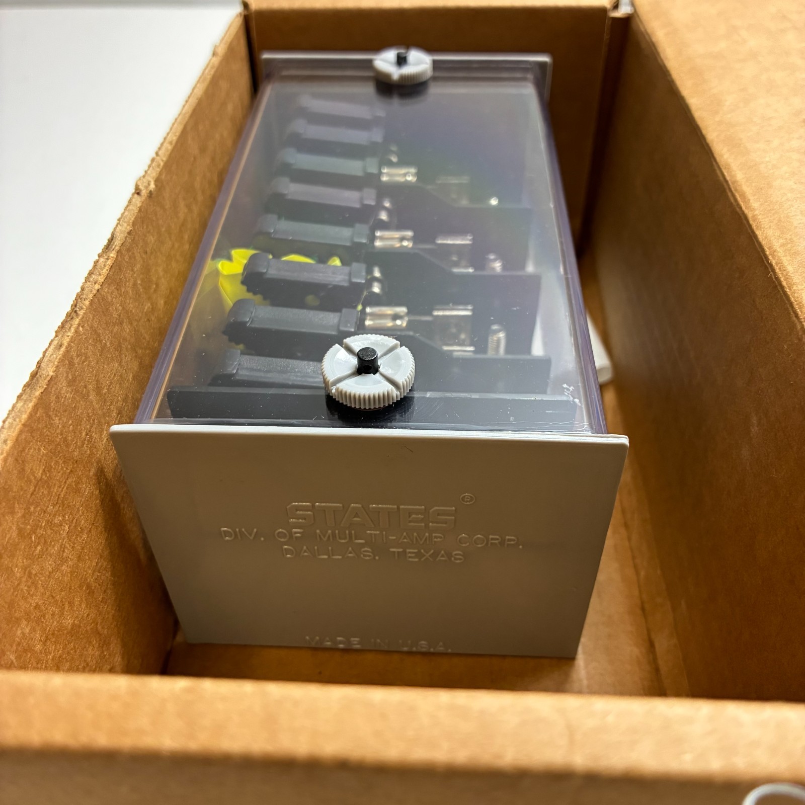 STATES C3-208-P Plug In Relay Module Vintage Industrial