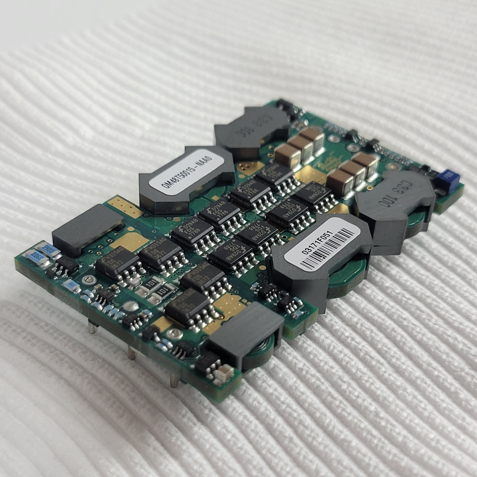 Bel Power / Power-One QM48T50015-NAA0 DC-DC Converter 36-75V In 1.5V 50A 75W