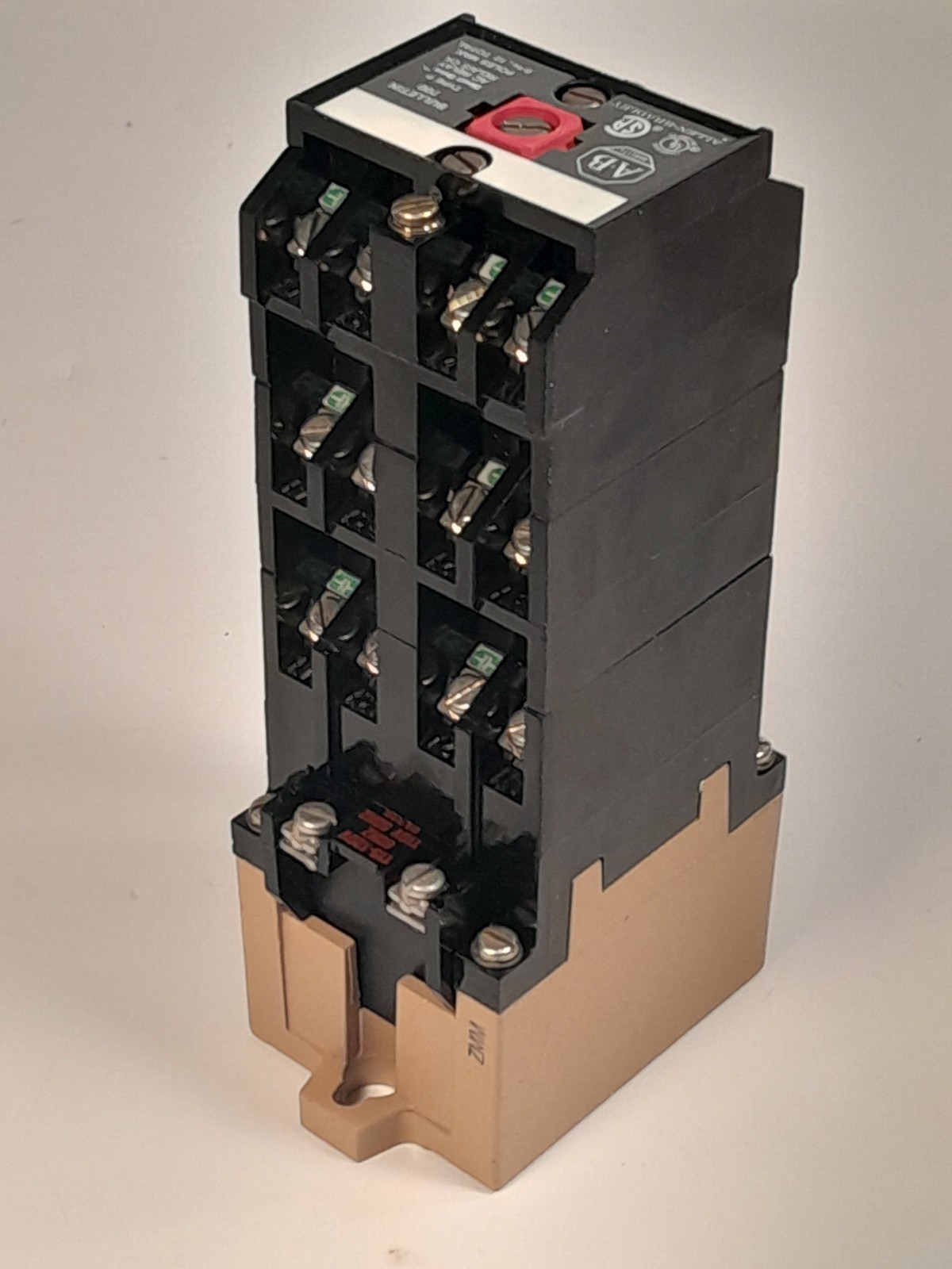 Allen Bradley 700-P400A1 AC 12 Pole Relay 10A 600V Type P