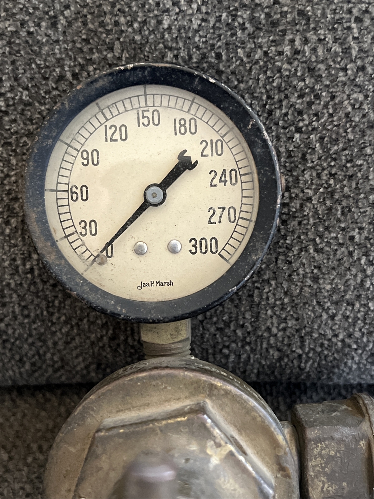 Marsh Pressure Gauge 300 Pounds With Valve Air Carbon Dioxide