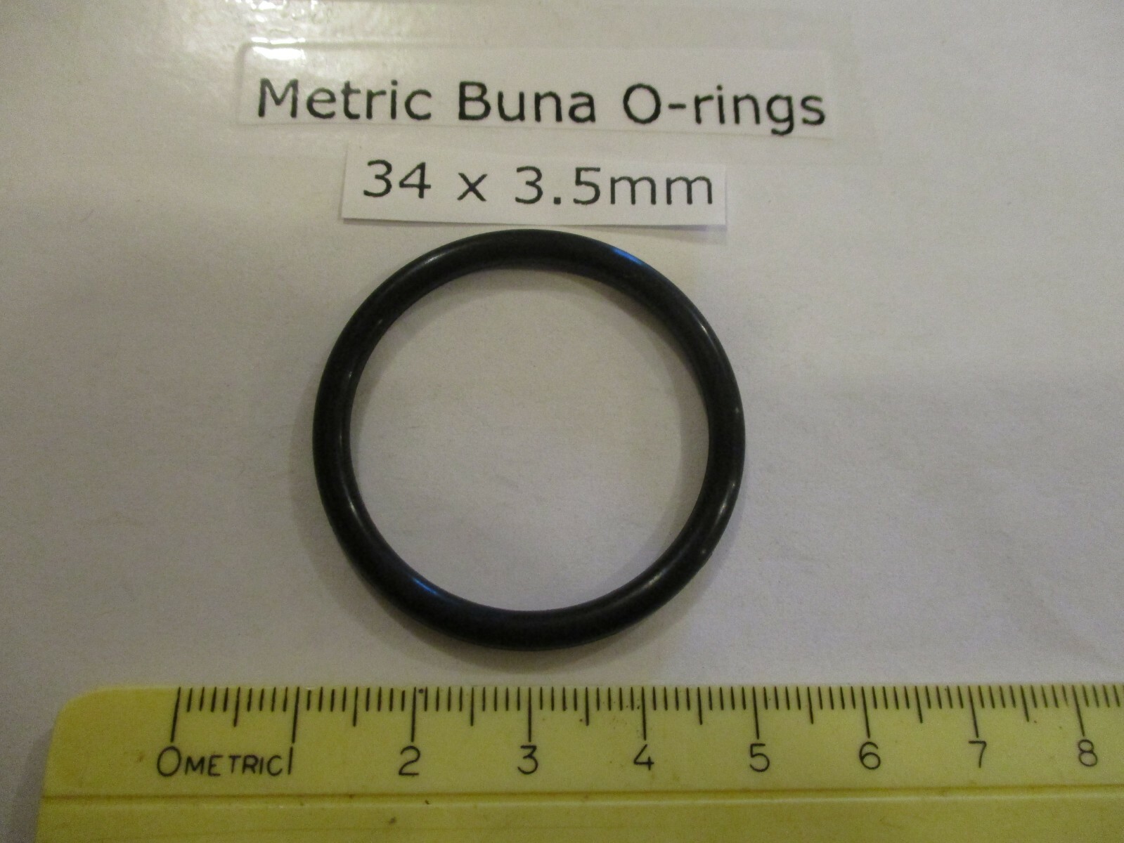 34mm ID x 41mm OD x 3.5mm thick O-ring. Buna-70. Quan 1.