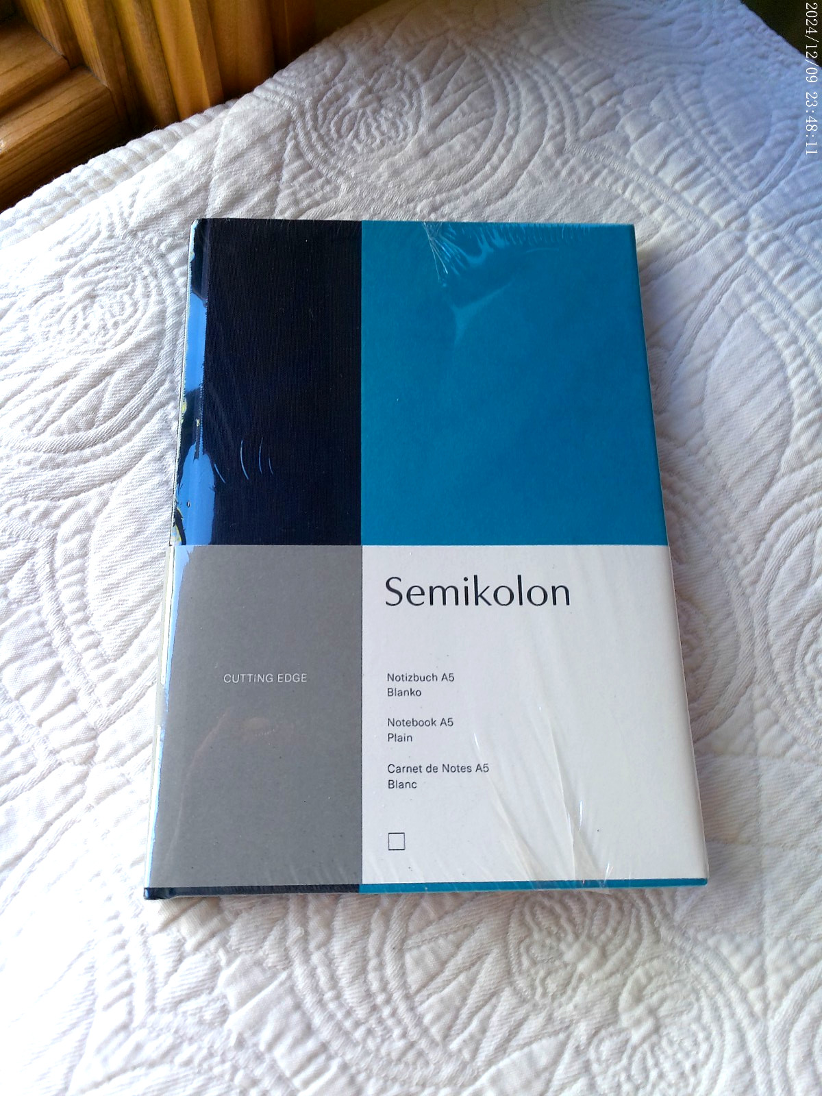 SEMIKOLON CUTTING EDGE PLAIN NOTEBOOK A5 NEW SEALED 176 PAGE FINE SWEDISH PAPER