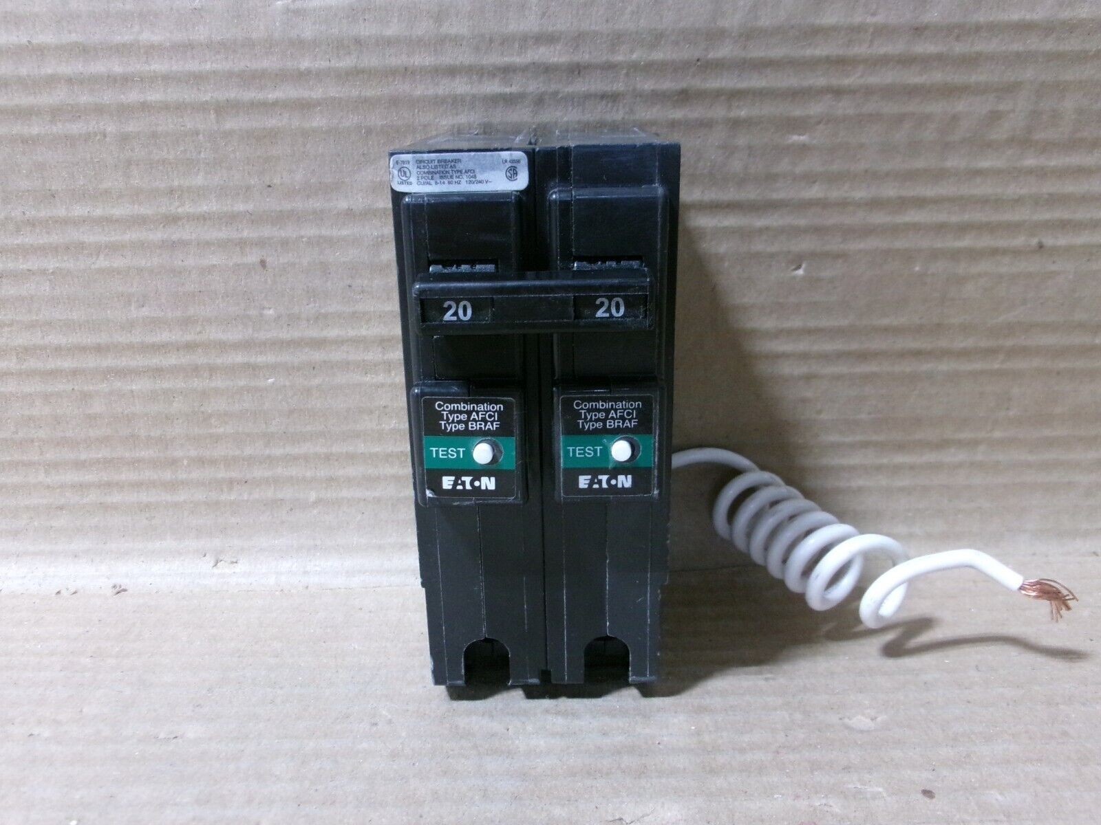 NEW EATON CUTLER HAMMER BRL BRL220CAF 3 Pole 20 Amp Circuit Breaker NNB
