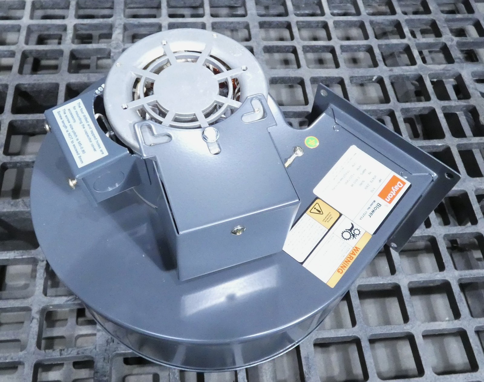 1/10HP Dayton 1TDT3A Blower Motor 1320/1450RPM 230V MG1104125172010 – NEW Sur…