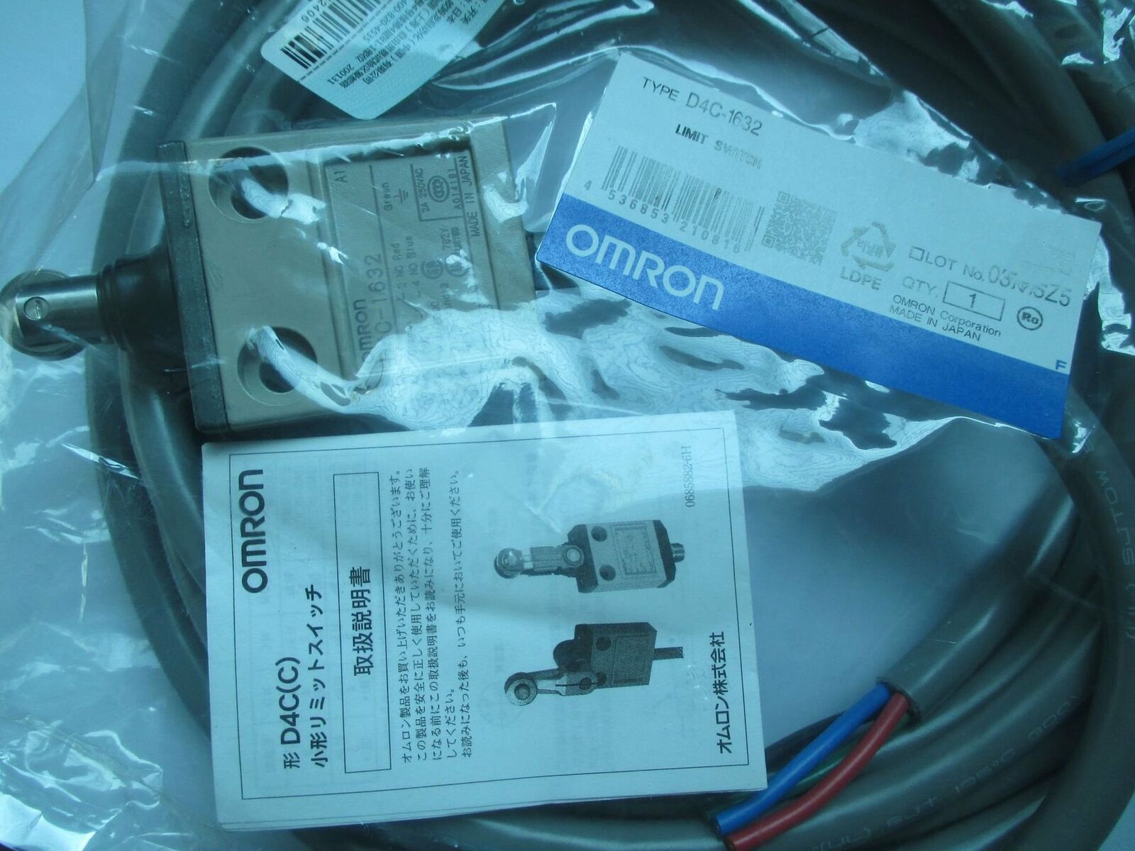 1PC New Omron D4C-1632 Limit Switch In Box Free Ship D4C1632 #US