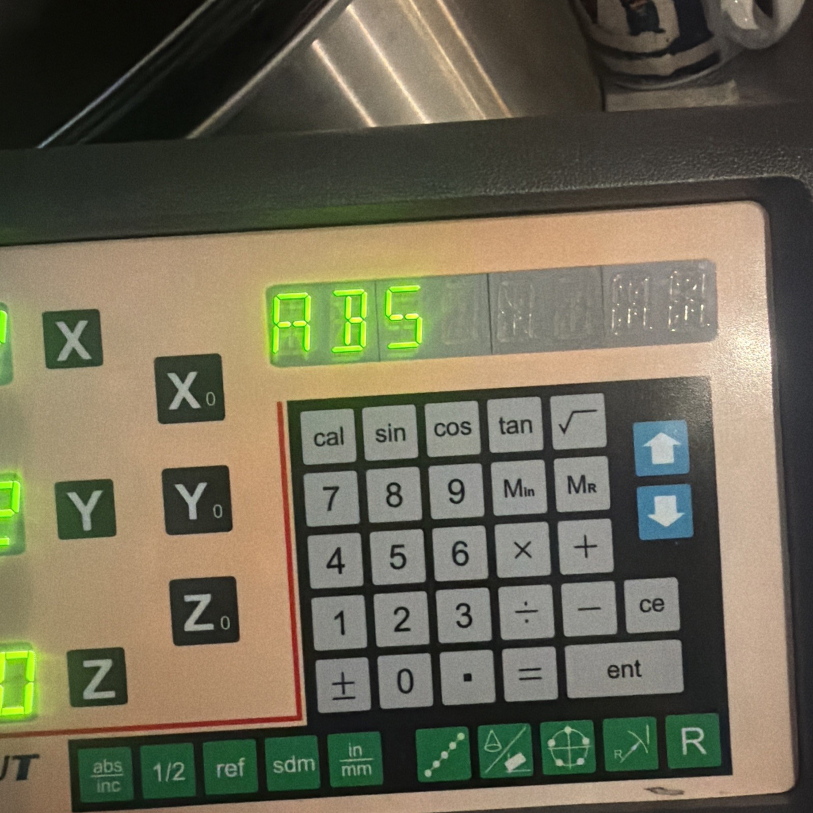 Grizzly Industrial 3-Axis Digital Readout for Mills (Monitor Only) with Power C