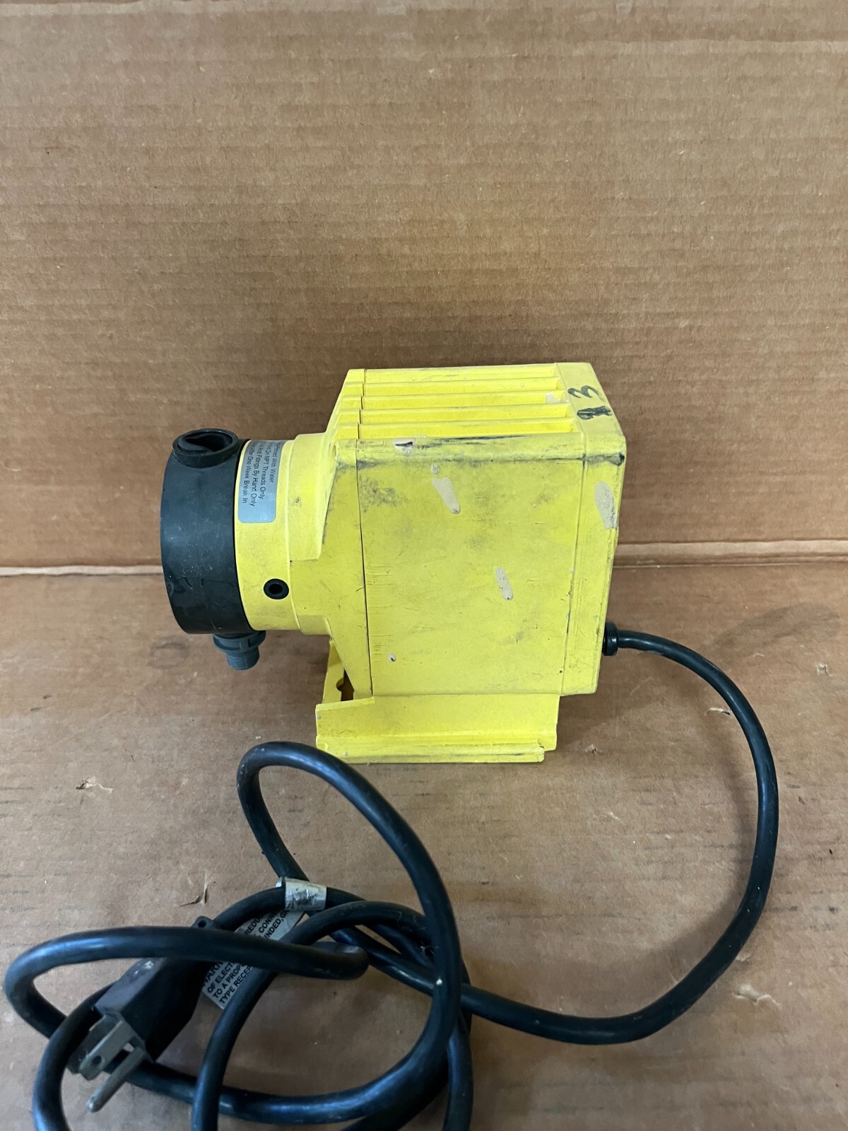 LMI Milton Roy P151-392 Pump 50/60Hz Max GPH 1.00 Max Psi 110.0
