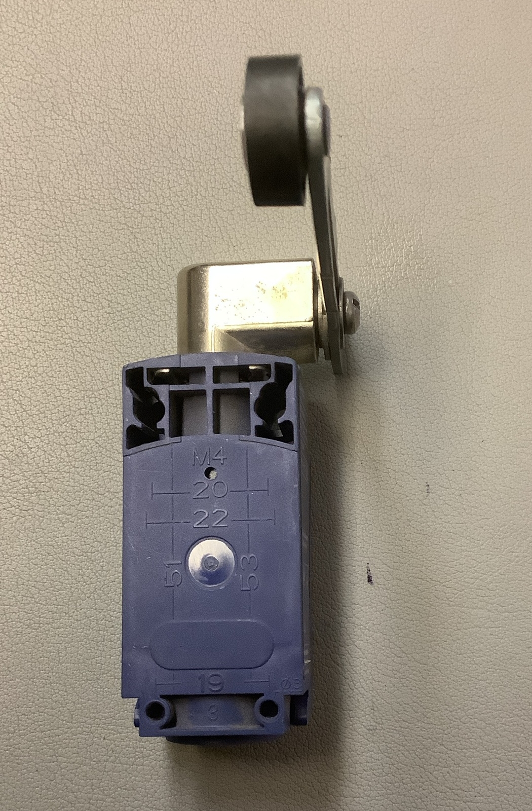 Telemecanique ZCP27X1 Limit Switch (b218)