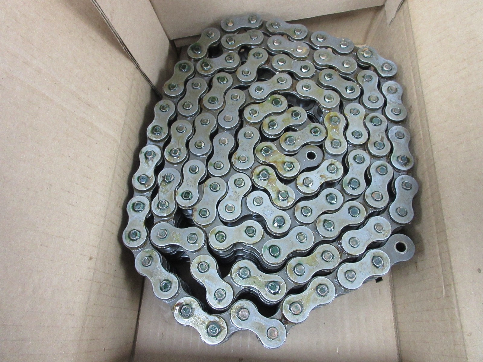 RENOLD WHITNEY 80-3R STANDARD RIVETED ROLLER CHAIN, 3-ROW, 1″ PITCH, 10FT, Y0369