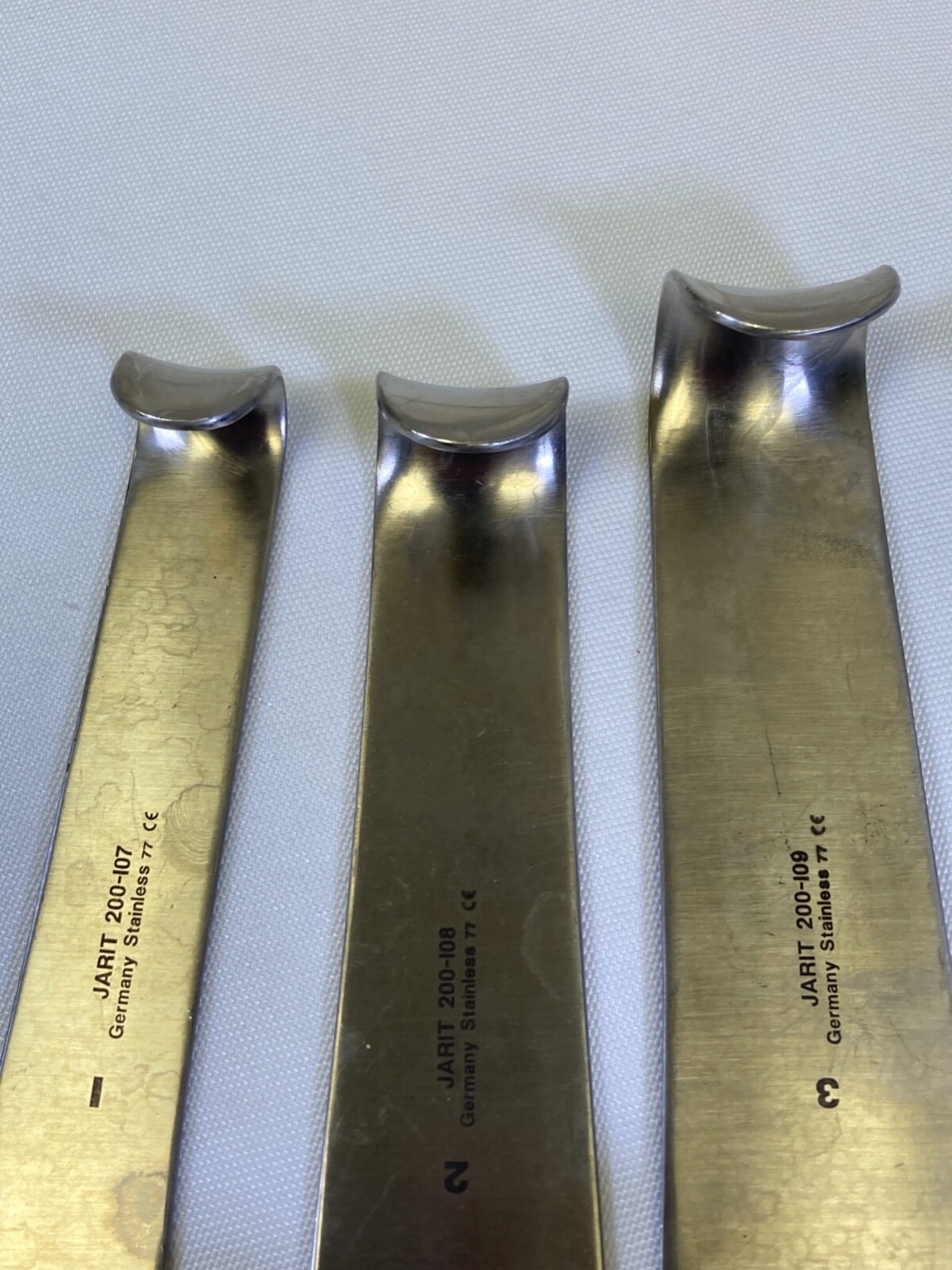 Set of 3 Jarit Integra 200-107/8/9 Roux Double Ended Retractors