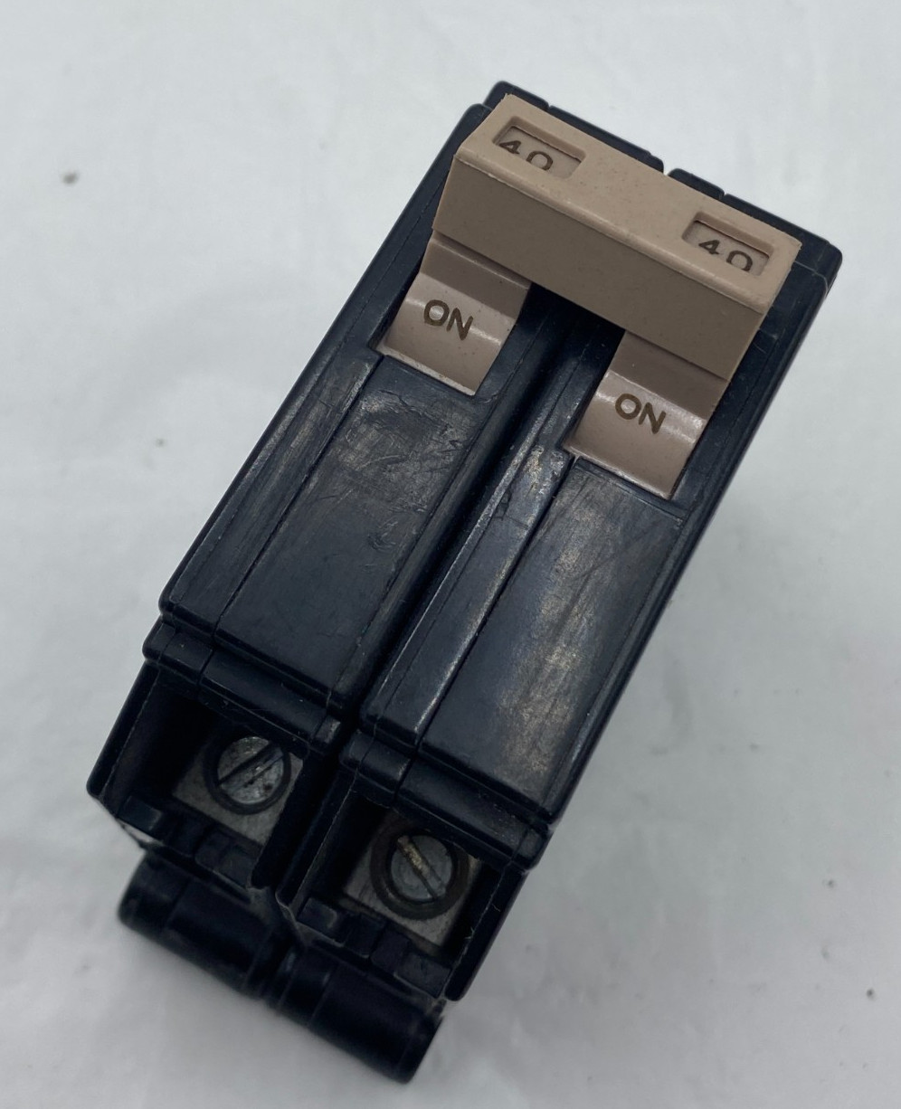 CUTLER-HAMMER CH240R COMMON TRIP CIRCUIT BREAKER 40A, 2 POLE, 120/240 VAC