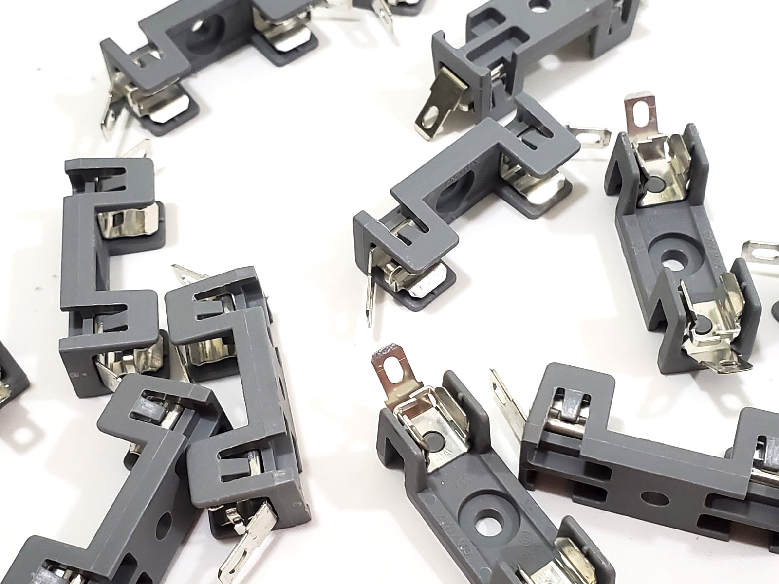 Lot of 12 Littelfuse 354001GY Fuse Holders 30 Amp 300 Volt For 3AG Style Fuses