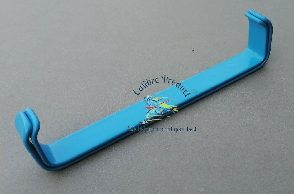 Blue Insulated Farabeuf Retractor Veterinary Surgical Instruments 16mmx150mm