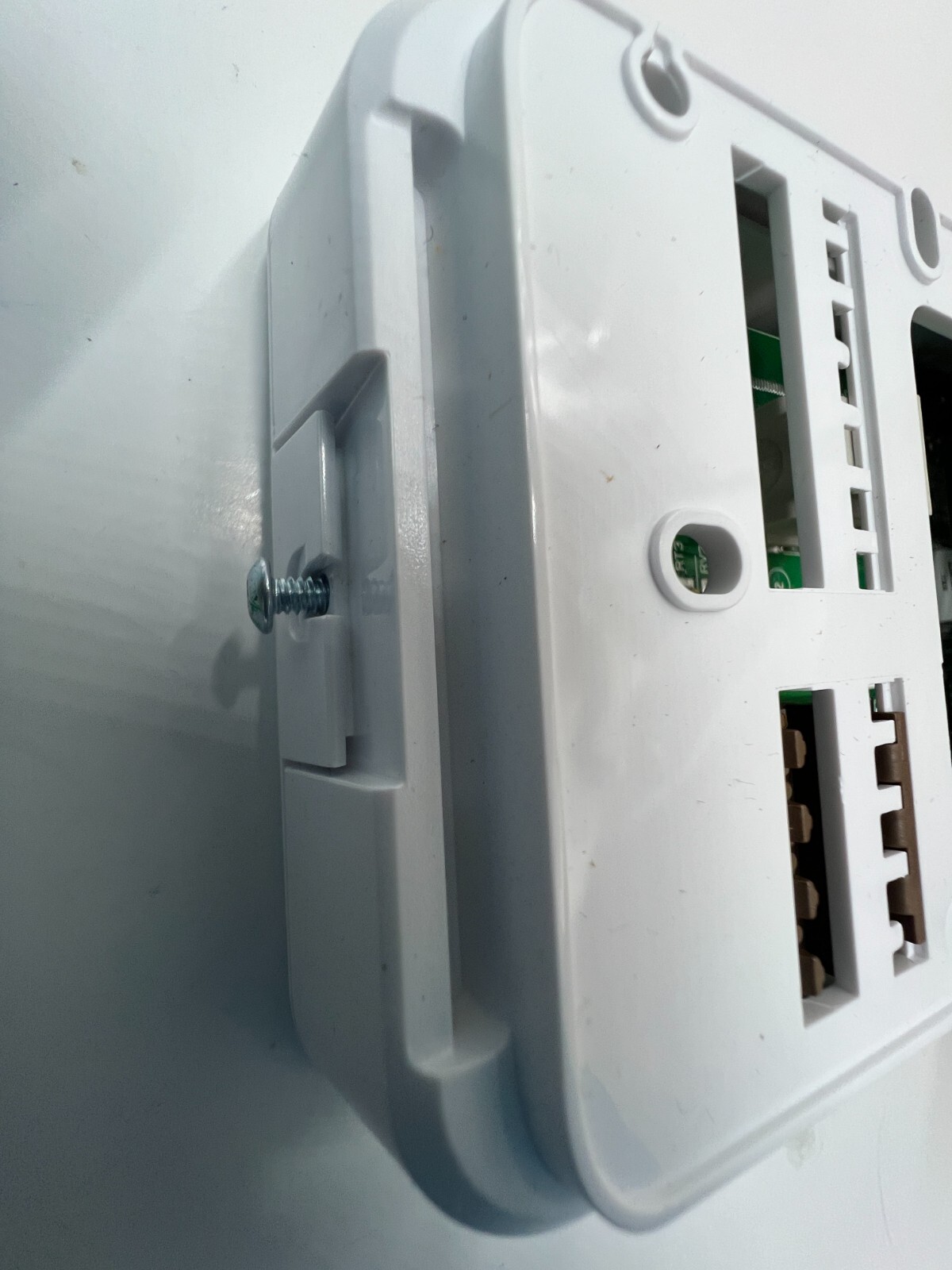 Johnson NSB8BHN041-0, Network Sensor, No Display, White, No Logo