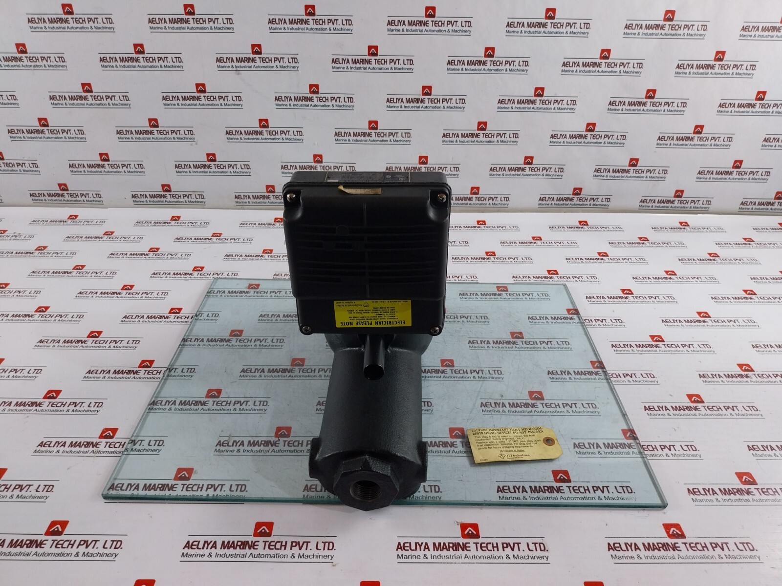 McDonnell & Miller 150SHD Low Water Cut-off/Pump Controller 150 PSI 115V/230V AC