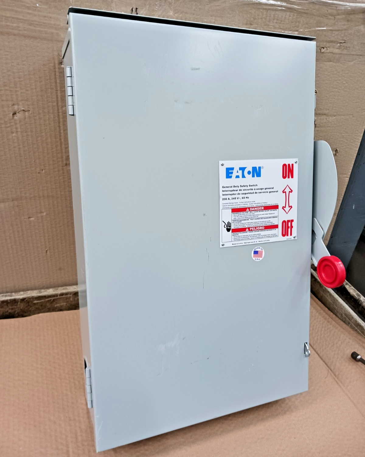 Eaton 200 Amp Non-Fusible Safety Disconnect Switch 3R Outdoor 240 Vac DG324URK