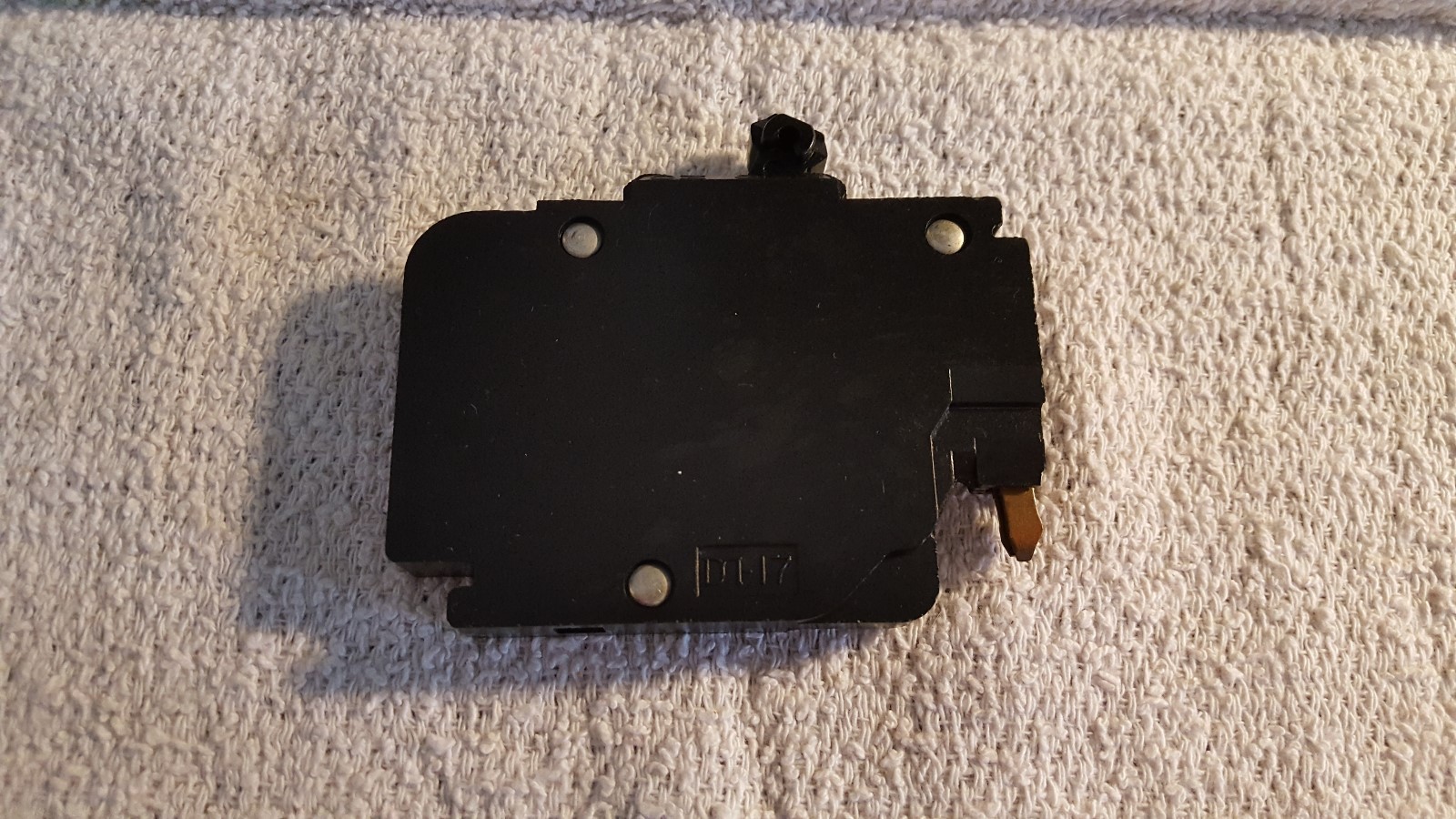 FEDERAL ELECTRIC FPE 1 POLE 15 AMP CIRCUIT BREAKER (THIN) NC115 BROWN OR BLACK