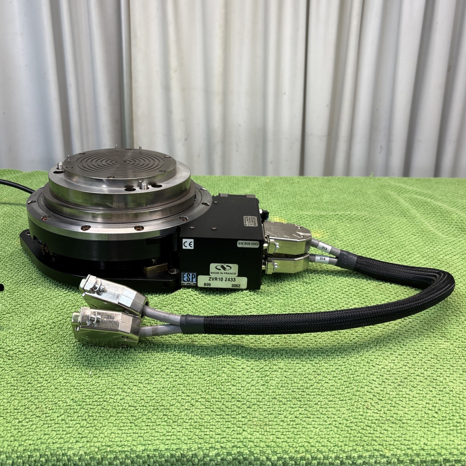 ZVR10 Z433 MOTORIZED AIR STAGE ESP COMPATIBLE SPECTRA PHYSICS / MICRO-CONTROLE