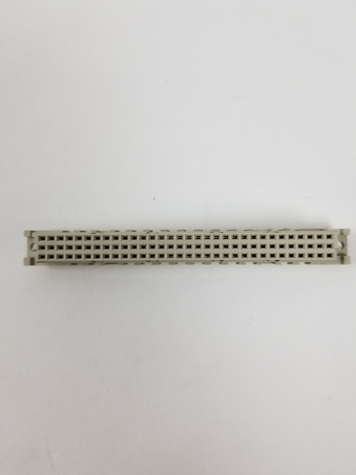 62ct TE Connectivity 214836-E Eurocard Connectors 96-Position ERNI Female NEW