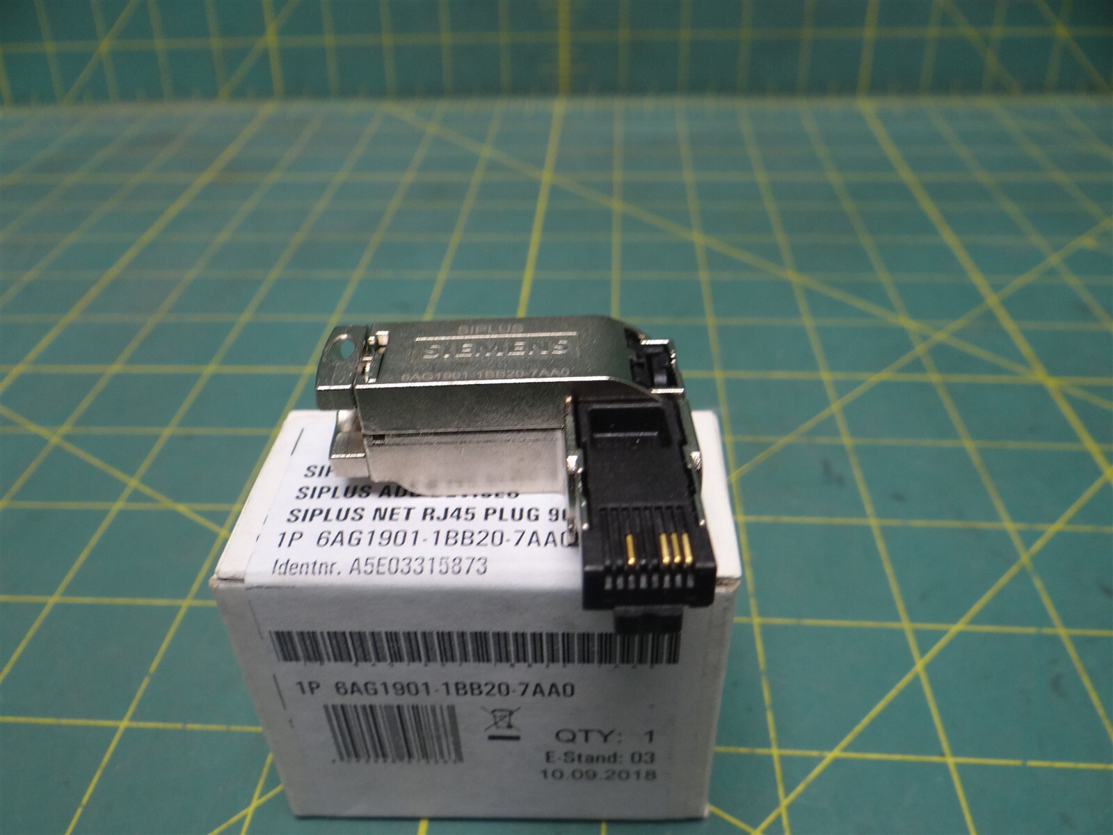 Siemens 6AG1901-1BB20-7AA0 Siplus Net RJ45 Plug 90 2×2 (10/100 Mbps)