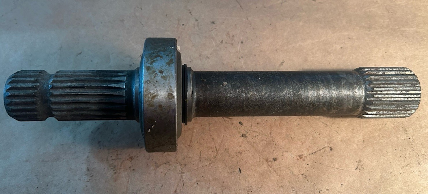 NOS 167694A 1000RPM PTO Shaft Oliver White Tractor 2-70 1650 1655 American 80