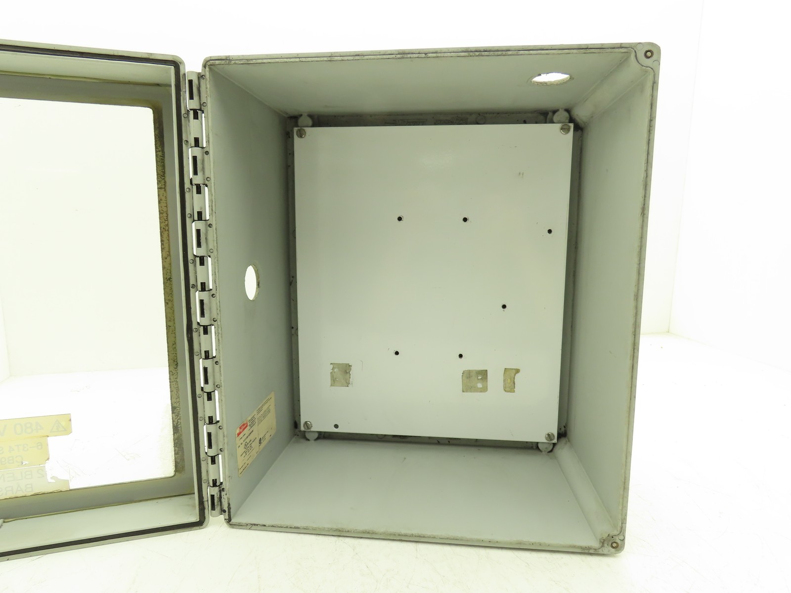 Hoffman A14128CHQRFGW Electrical Enclosure Junction Box 14x12x6″ Disconnect